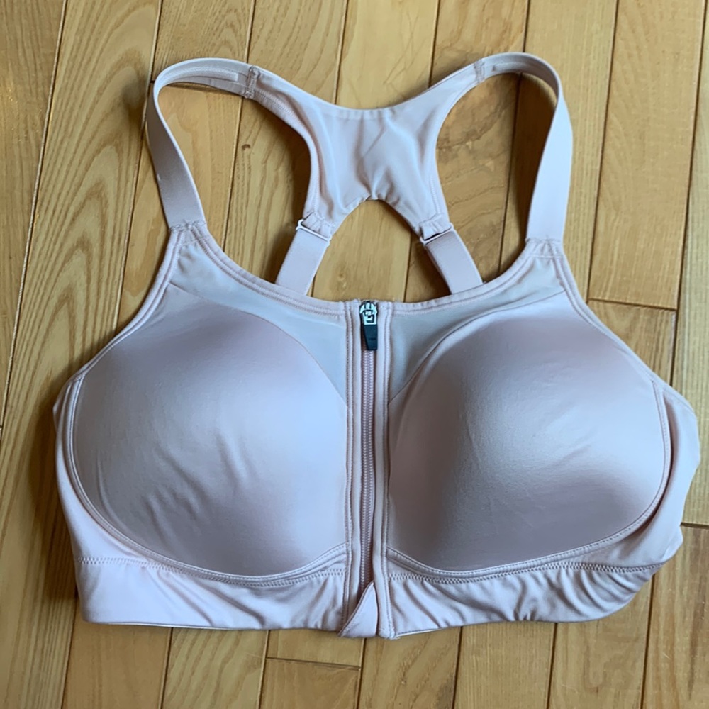 CALIA by Carrie Underwood sports bra
